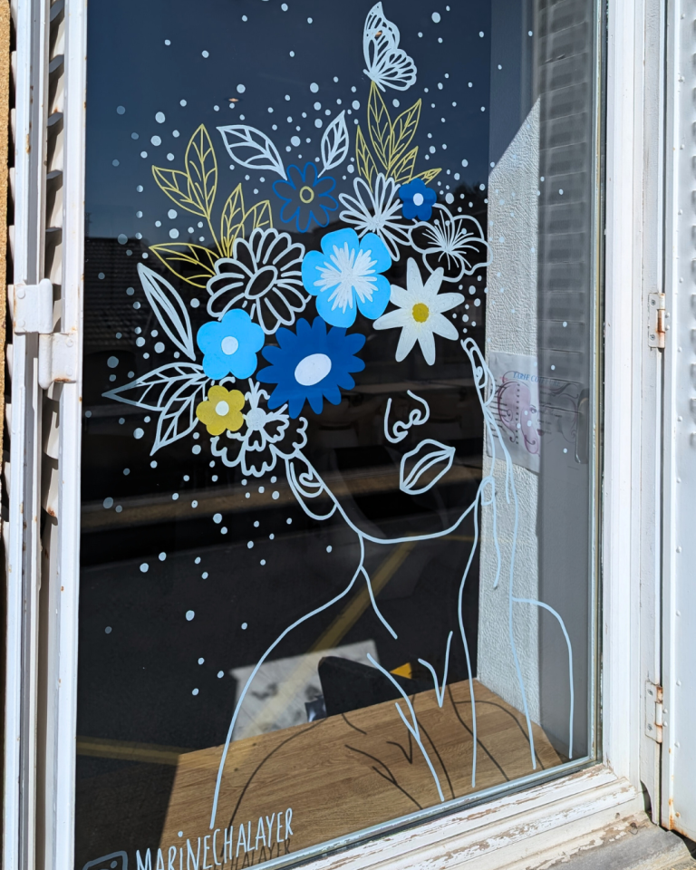 Peinture sur vitrine_marine chalayer _ rhones alpes_029