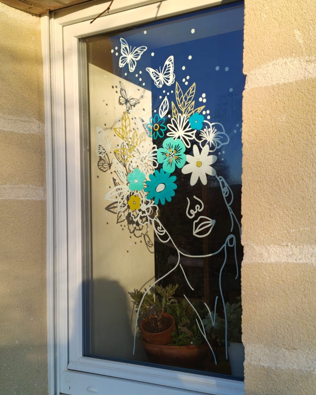Marine Chalayer_peinture sur vitrine_rhone _ alpes